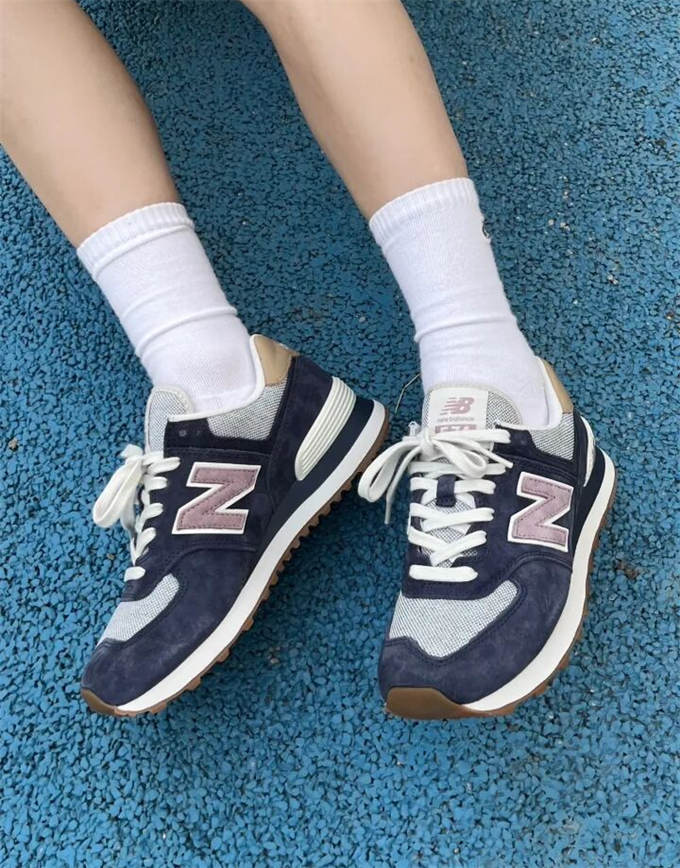 뉴발란스 NB 574 런닝화 WL574NVC photo review